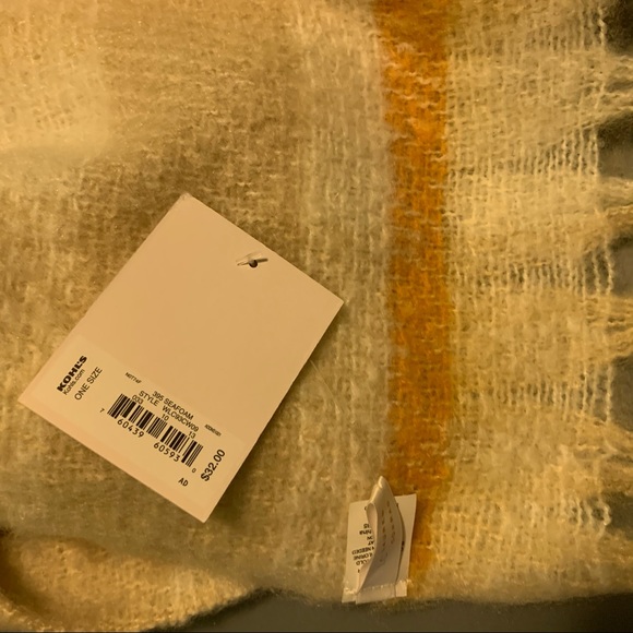 Lauren Conrad Plaid Blanket Scarf - Picture 3 of 4